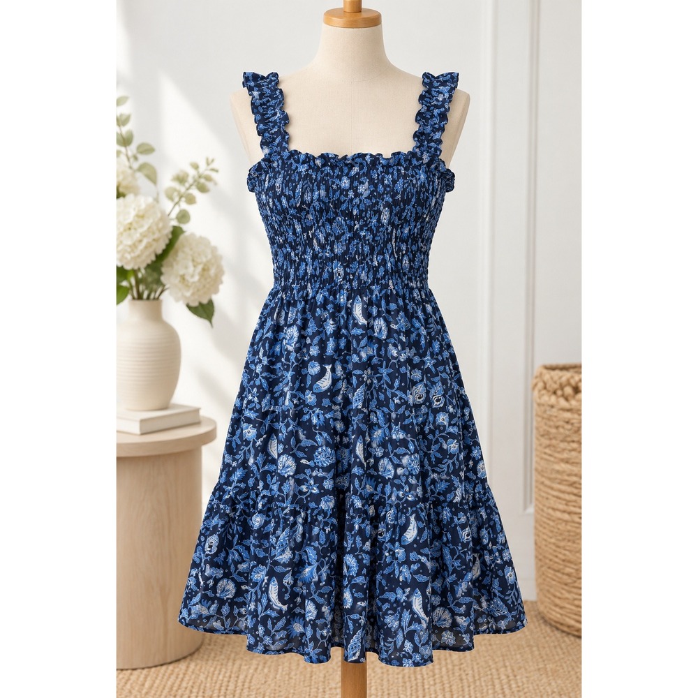Vineyard Vines Womens Blue Floral Smocked Tiered Mini Dress Sz S Nautical Whale
